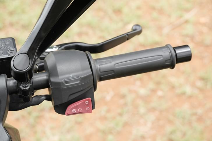 Ultraviolette Automotive F77 Mach 2 Color Black