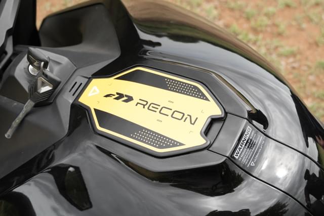 Color Black Image - 26858