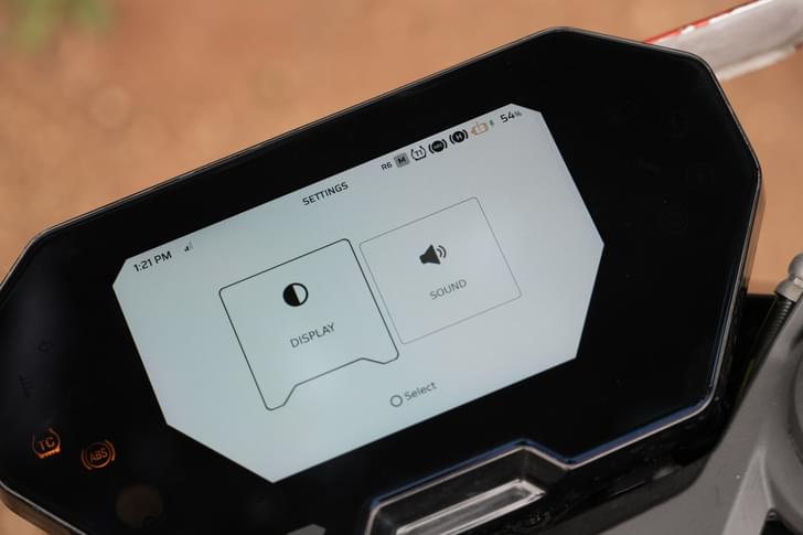 Ultraviolette Automotive F77 Mach 2 Touchscreen