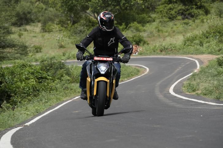 Ultraviolette Automotive F77 Mach 2 Color Black