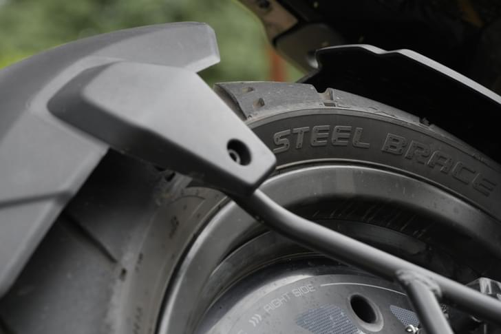 Ultraviolette Automotive F77 Mach 2 Right Side View