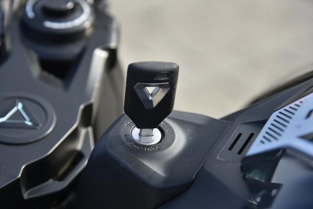 Closed Fuel Lid Image - 26767