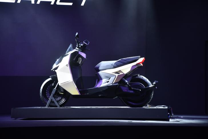 Front Right Three Quarter