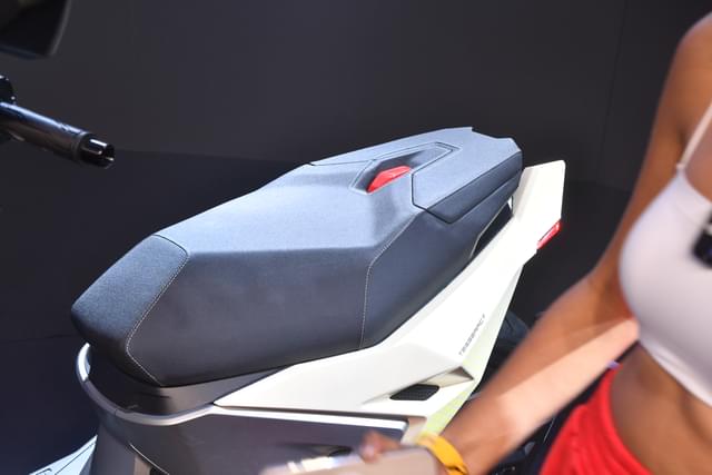 Pillion Seat Image - 26809