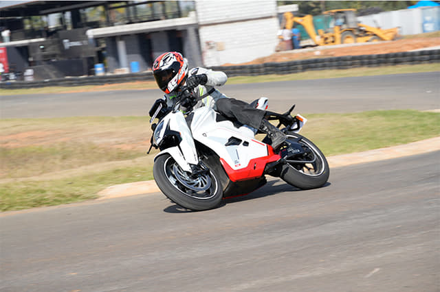 Front Wheels Image - 30839