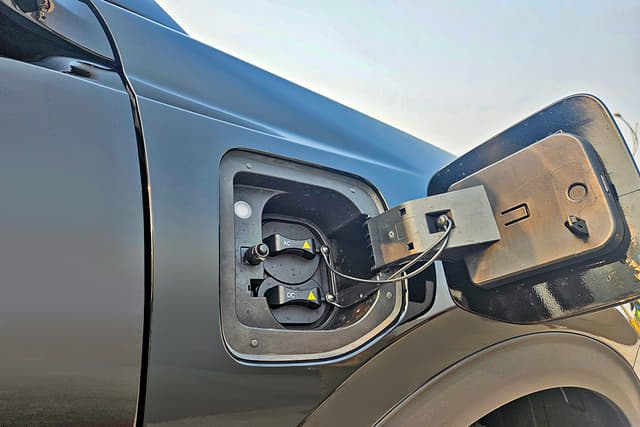 Open Fuel Lid Image - 34016