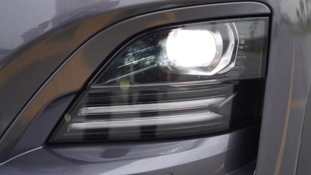 Headlight Image - 17798