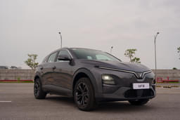 Vinfast Vf6 Front Right Three Quarter