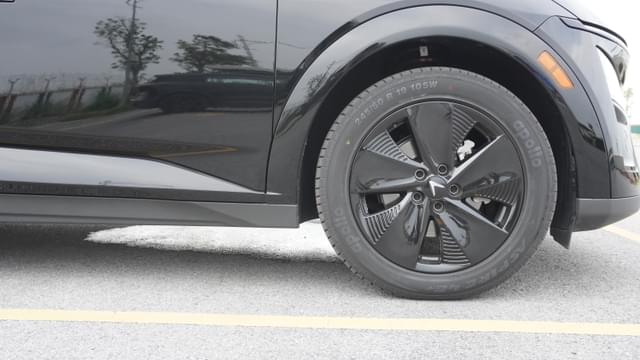 Alloy Wheels Image - 17808