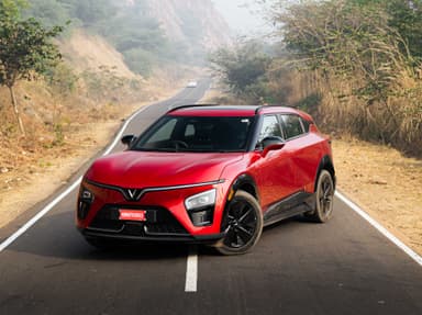Vinfast VF7
