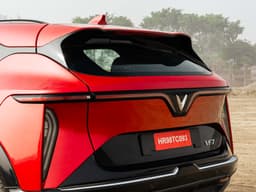 Vinfast Vf7 Rear View Vinfast Vf7 Rear View