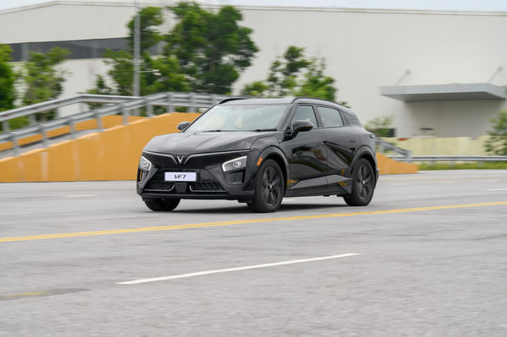 Front Right Three Quarter