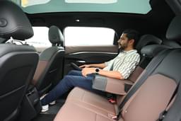 Vinfast Vf7 Second Row Seats