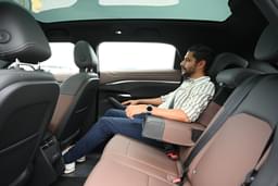 Vinfast Vf7 Second Row Seats