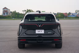 Vinfast Vf7 Rear View Vinfast Vf7 Rear View