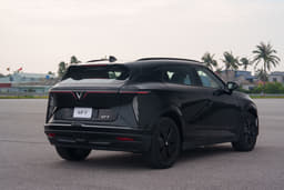 Vinfast Vf7 Rear View Vinfast Vf7 Rear View