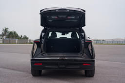 Vinfast Vf7 Rear View