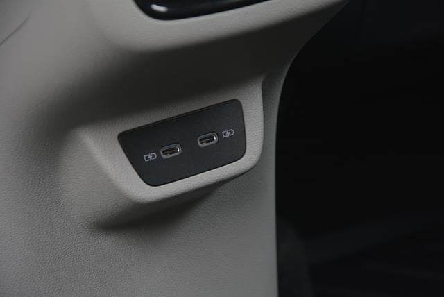 Charging Ports Image - 13978