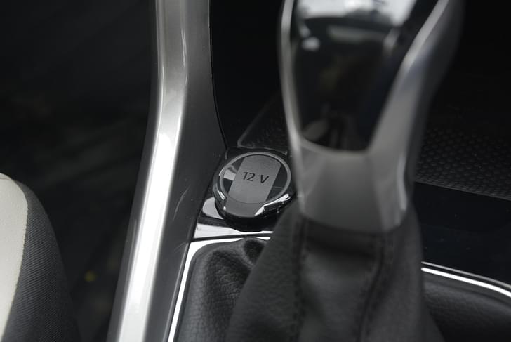 Volkswagen Taigun 12v Power Outlets