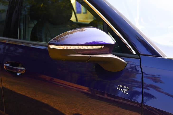 Volkswagen Tayron Color Purple