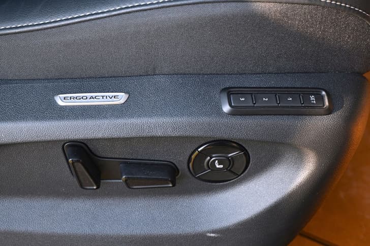 Volkswagen Tayron Door Controls