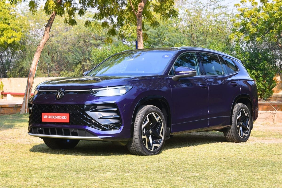 Volkswagen Tayron Colours – Check Volkswagen Tayron Colour Options ...