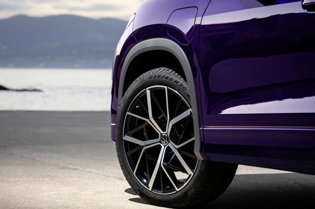 Alloy Wheels Image - 18432
