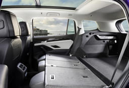 Volkswagen Tayron Rear View