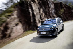 Volkswagen Tayron Front Left Three Quarter