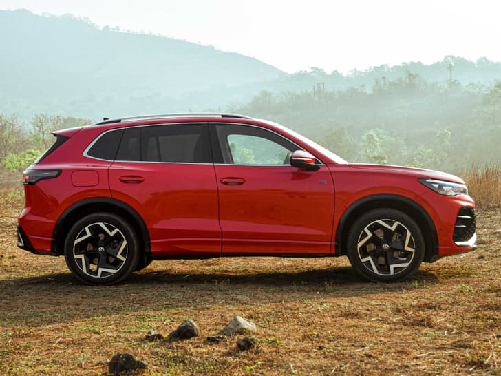 Volkswagen Tiguan Color Red