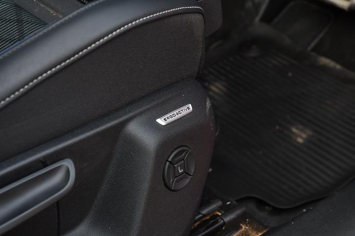Volkswagen Tiguan Door Controls