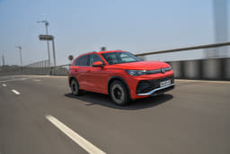 Volkswagen Tiguan Front Right Three Quarter