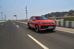 Volkswagen Tiguan Front Left Three Quarter