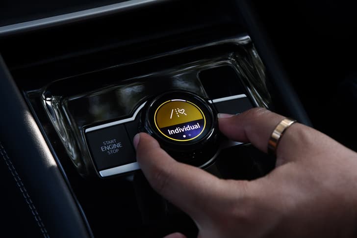 Volkswagen Tiguan Console Storage