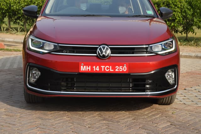 Front View Image - 4868
