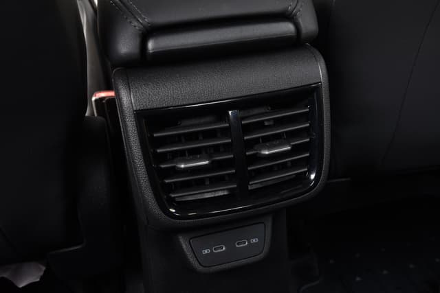 Ac Vents Rear Image - 4883
