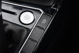 Volkswagen Virtus Console Storage
