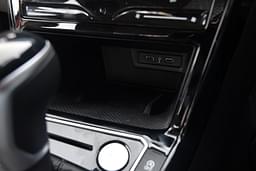 Volkswagen Virtus 12v Power Outlets