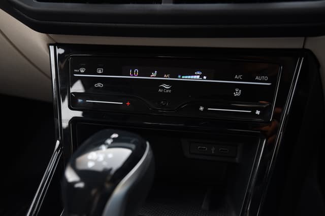 Ac Vents Front Image - 4900
