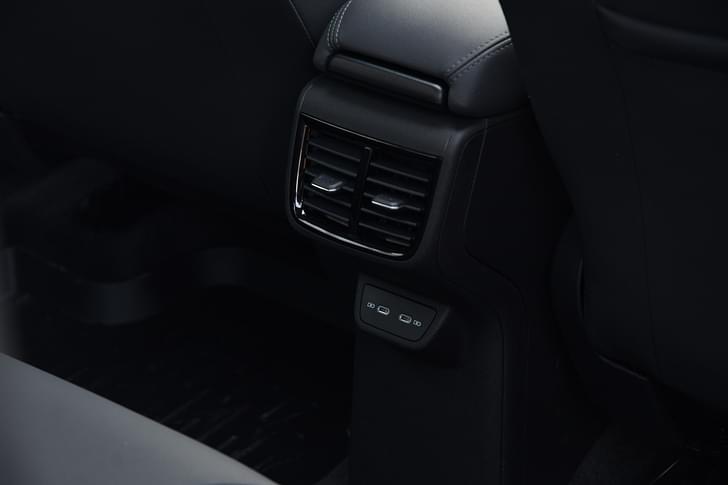 2nd Row Ac Vent