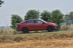 Volkswagen Virtus Color Red