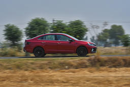 Volkswagen Virtus Color Red