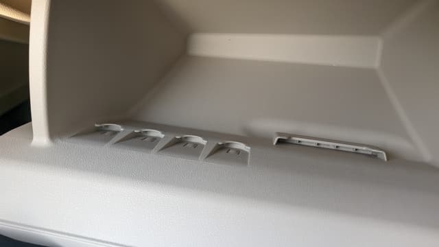 Console Storage Image - 4937