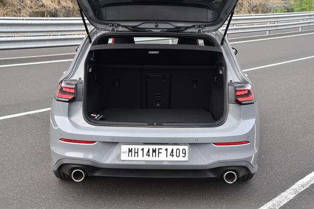 Rear View Image - 3019