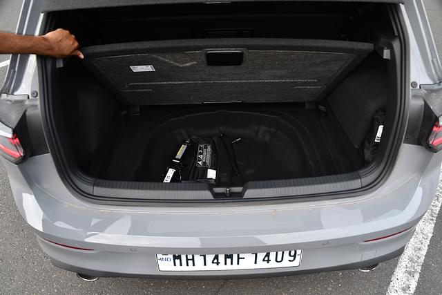 Rear View Image - 3021
