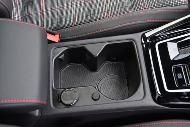 Console Storage Image - 3028