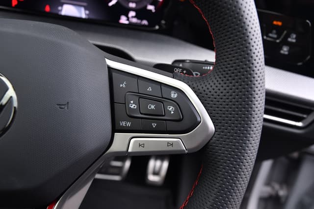 Steering Wheel Image - 3030
