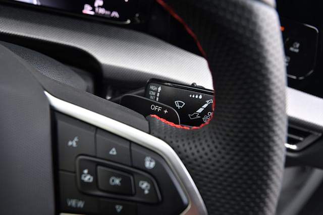Steering Wheel Image - 3031