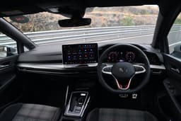 Volkswagen Golf Dashboard