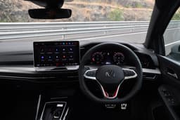 Volkswagen Golf Dashboard